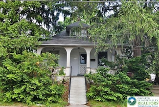 525 6th St, Whitehall, PA 18052