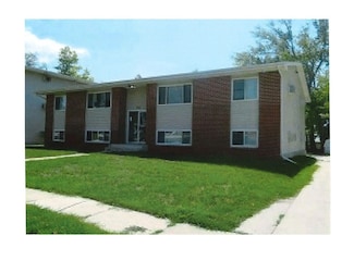 1465 & 1485 Meadowview Dr (20 Units), Marion, IA 52302