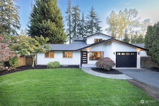 11391 NE 112th St, Kirkland, WA 98033