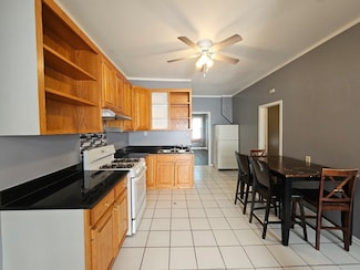 4517 S Hermitage Ave Unit C2, Chicago, IL 60609