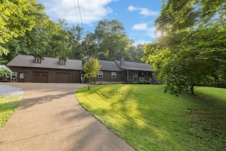 6738 Quiet Ln, Brentwood, TN 37027