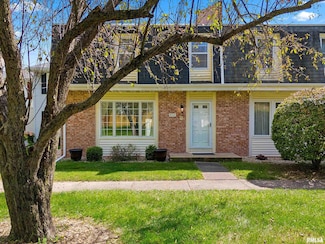 4327 W Shawnda Ct, Peoria, IL 61615