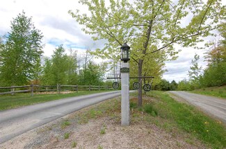 64 Castle Ln, New London, NH 03257