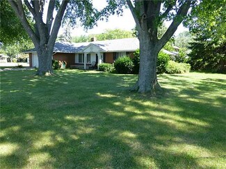 3028 Capri Dr, Toledo, OH 43611