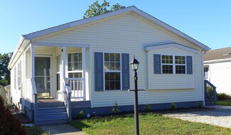 5 Fernwood Ln, Weymouth, NJ 08330