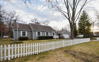 10391 W Paddock Ave, Beach Park, IL 60087