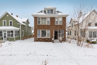 1222 6th St NE, Minneapolis, MN 55413