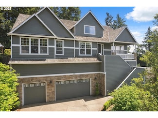 2311 Falcon Dr, West Linn, OR 97068