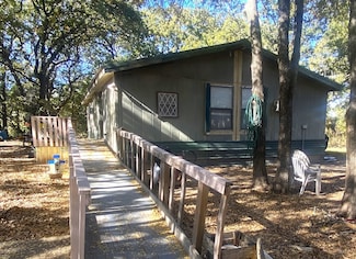 1135 County Road 2005, Walnut Springs, TX 76690