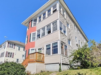 21 Hitchcock Rd, Worcester, MA 01603