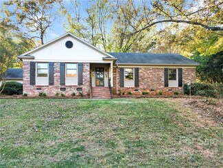 7514 Whistlestop Rd, Charlotte, NC 28210