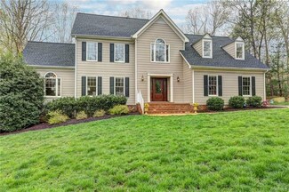 12803 Trenadier Cir, Midlothian, VA 23113