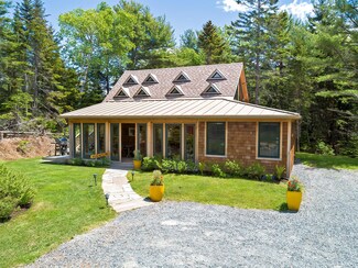 56 Hillcrest Cir Unit Turnstone, Southwest Harbor, ME 04679