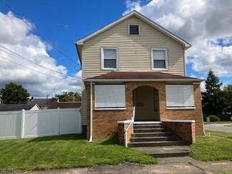 303 Emma St, Niles, OH 44446