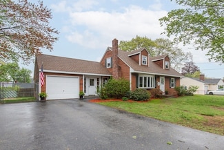 28 Mckenney Cir, Andover, MA 01810