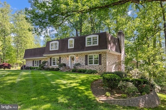 15807 Marlington Dr, Dumfries, VA 22025