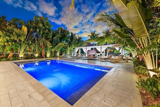 3734 Chase Ave, Miami Beach, FL 33140