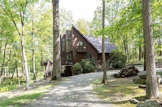 255 Smith School Rd, Farmington, PA 15437