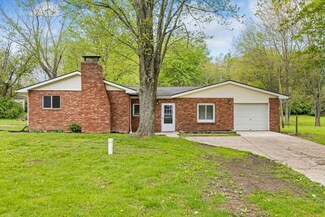324 Woodside Dr SW, Pataskala, OH 43062