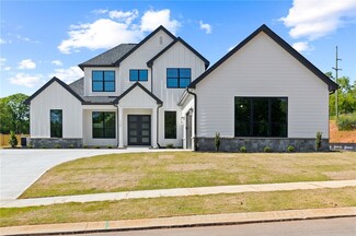 110 Selby Dr, Clemson, SC 29631
