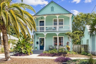 322 S 6th St, Fernandina Beach, FL 32034