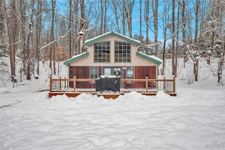 10496 Pleasant Valley Rd, Delevan, NY 14042