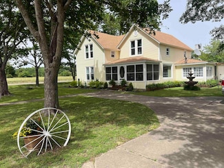904 N Front, Gillett, AR 72055