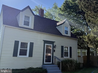 711 Taggart St, Colonial Beach, VA 22443