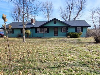 2034 S Pine Rd, Billings, MO 65610