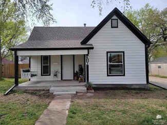 316 NE 10th St, Abilene, KS 67410