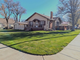 301 E 5th St, Julesburg, CO 80737