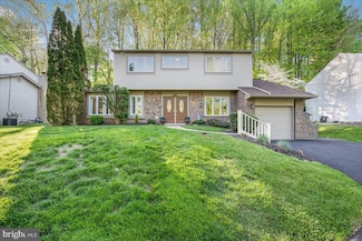 345 Ellis Rd, Havertown, PA 19083