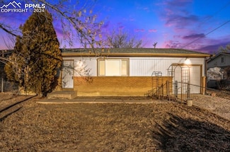 1331 Maxwell St, Colorado Springs, CO 80906