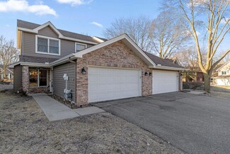 18511 Cherry Tree Ct, Minnetonka, MN 55345