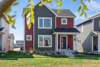 5917 Minong Ln, Fitchburg, WI 53711