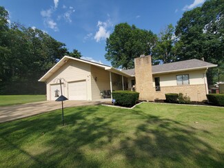 602 Granville Ave, Clifton Forge, VA 24422
