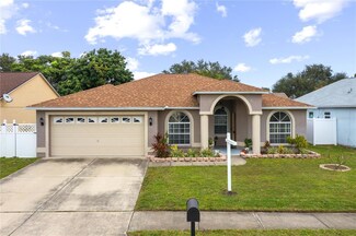12677 Pineforest Way E, Largo, FL 33773