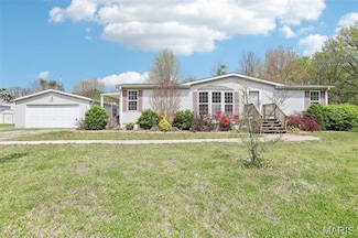 21839 Dove Ln, Carlyle, IL 62231