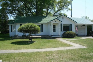 709 W State St, East Tawas, MI 48730