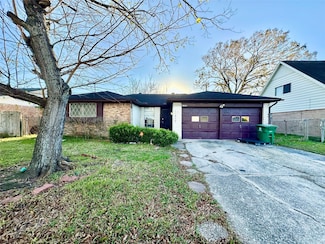 11030 Sagevalley Dr, Houston, TX 77089