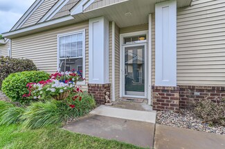 5884 Prairie Ridge Dr Unit 297, Saint Paul, MN 55126