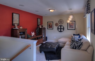 13 Stonehenge Ct, Seven Valleys, PA 17360