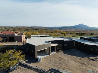 212 Tierra Verde Cir, Elephant Butte, NM 87935