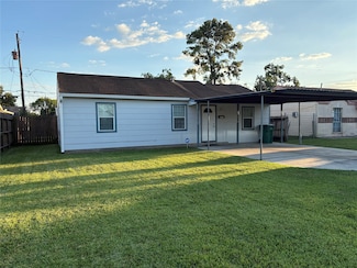 3010 Washington St, Pasadena, TX 77503