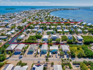 22882 Buccaneer Ln, Summerland Key, FL 33042
