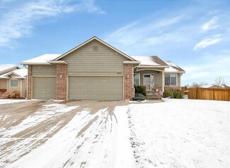 2701 E Kite Ct, Wichita, KS 67219