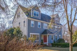 2 Larsen Meadow Rd, Westborough, MA 01581
