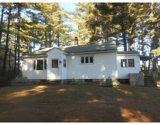 461 E River St, Orange, MA 01364