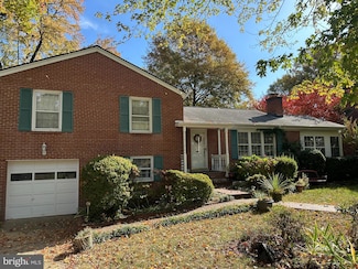 6903 Clemson Dr, Alexandria, VA 22307