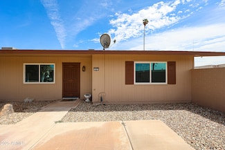 10855 W Santa fe Dr, Sun City, AZ 85351